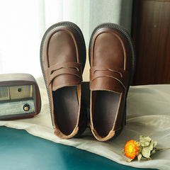 Pennyloafer mit großer Zehenpartie aus Vollnarbenleder