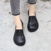 Pennyloafer aus Vollnarbenleder mit weiter Passform und großer Zehenpartie