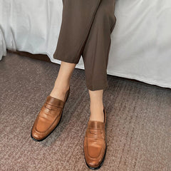 Pennyloafer im akademischen Stil