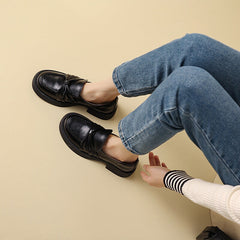 Klobige Loafer mit Schleifendetail, weiche runde Zehenpartie, handgefertigt