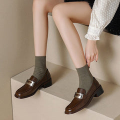 Mocasines retro de tacón de bloque y punta cuadrada