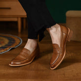 Klassische Pennyloafer mit runder Spitze