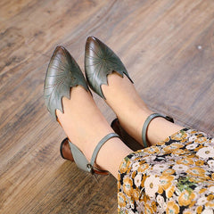 Retro Style Embroidery Pointed-Toe Mary Jane Pumps Coffee/Grey