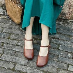 Handgefertigte Mary Jane Pumps mit Riemchen und Blockabsatz