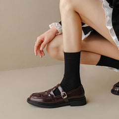 Mary-Jane-Schuhe im Retro-Stil mit gewebtem T-Riemen