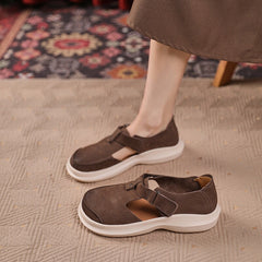 Weiche Mary-Jane-Sneakers mit T-Riemen und Plateau