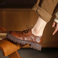 Handgefertigte klobige Brogue Oxfords mit Flügelkappe