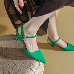 Sandalias de tacón retro con diseño de gatito auténtico