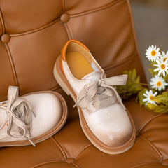 Handgefertigte Oxfords und Flats aus Vollnarbenleder