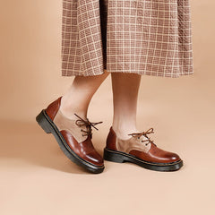 Handgemachte pflanzlich gegerbte Oxfords mit Schnürung und Martin-Sohle