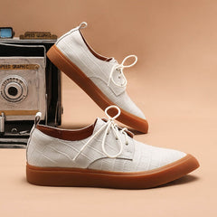 Handgefertigte Oxfords und Schnürschuhe