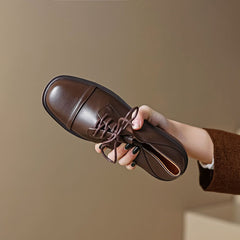 Cap Toe Block Heel Normal Fit