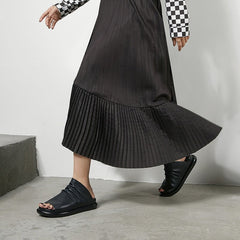 Handgemachte Plateau-Hausschuhe aus Rindsleder mit offener Spitze