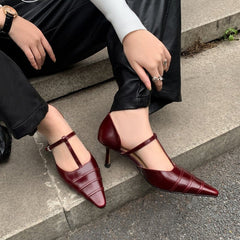 Handgefertigte Pumps mit spitzer Spitze, 60 mm Kitty Heel