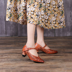 Pumps Hohle klobige High Heels spitze Schuhe