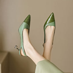 Sandalias de tacón alto con estampado de cocodrilo de 70 mm y punta puntiaguda