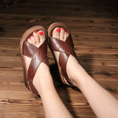 Keilsandalen Khaki/Kaffee Plateau Sandalen mit X-Riemen