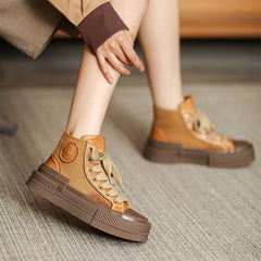 Flache High-Top-Sneakers zum Schnüren und aus Canvas