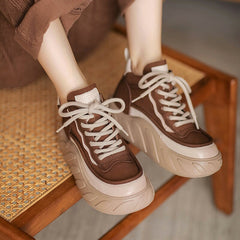 High-Top-Sneakers mit 45 mm Plateausohle und Schnürung