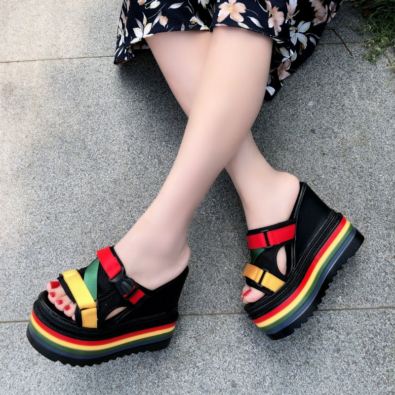 Flip Flops With High Platform