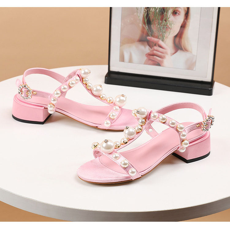 Offene Schuhe in Rosa mit T-Riemen und Perlenbesatz - Rosa