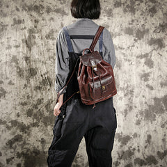 Handgefertigtes pflanzlich gegerbtes Leder