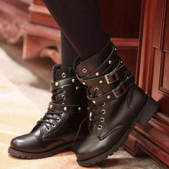 Schuhe im Gothic-Stil