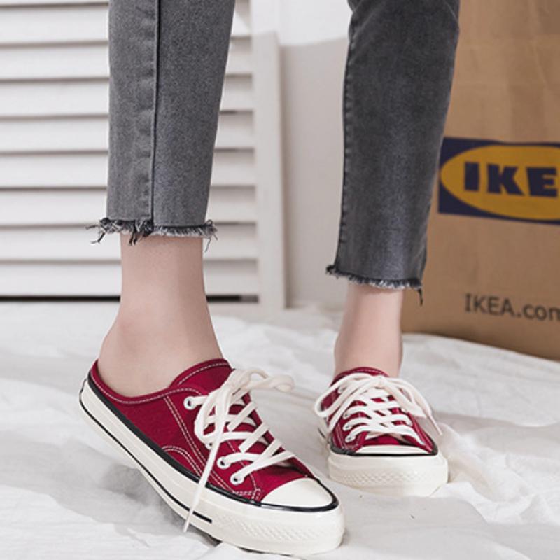 Casual Lace-Up Flat Sneakers