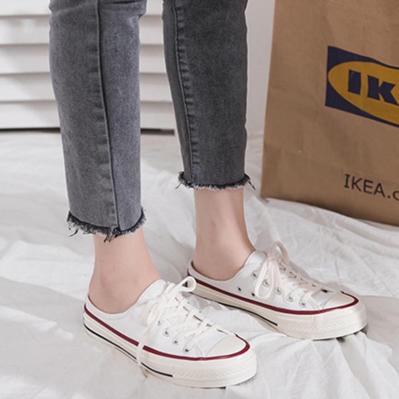 Casual Lace-Up Flat Sneakers