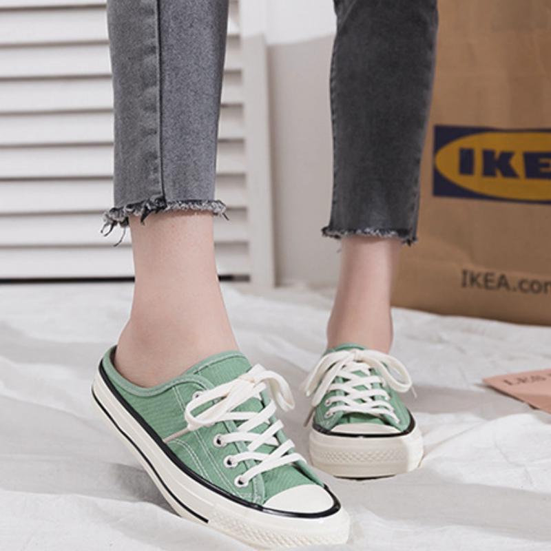 Casual Lace-Up Flat Sneakers