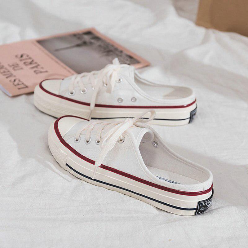 Casual Lace-Up Flat Sneakers