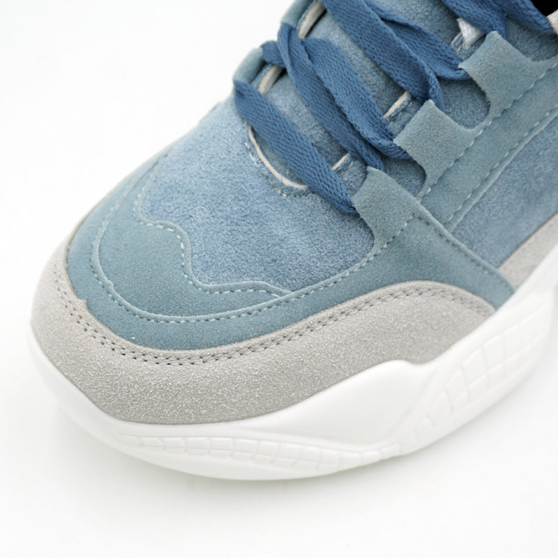 Sneakers With Thick Sole