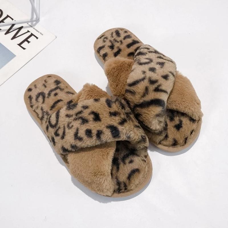 Warm Faux Fur Leopard Home Slippers