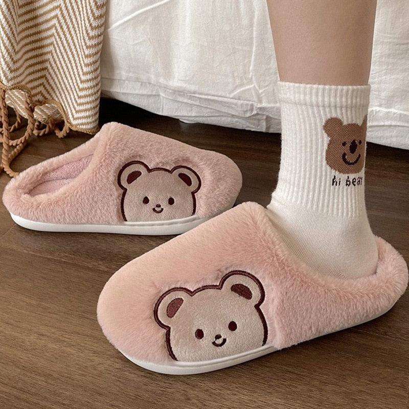 Bonitas pantuflas de piel de oso para mujer 