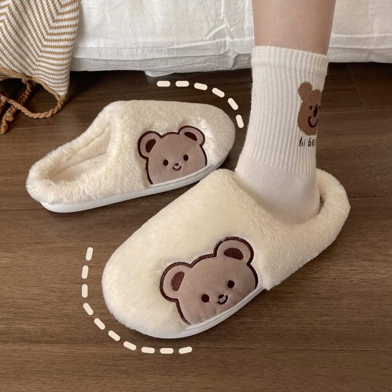 Bonitas pantuflas de piel de oso para mujer 
