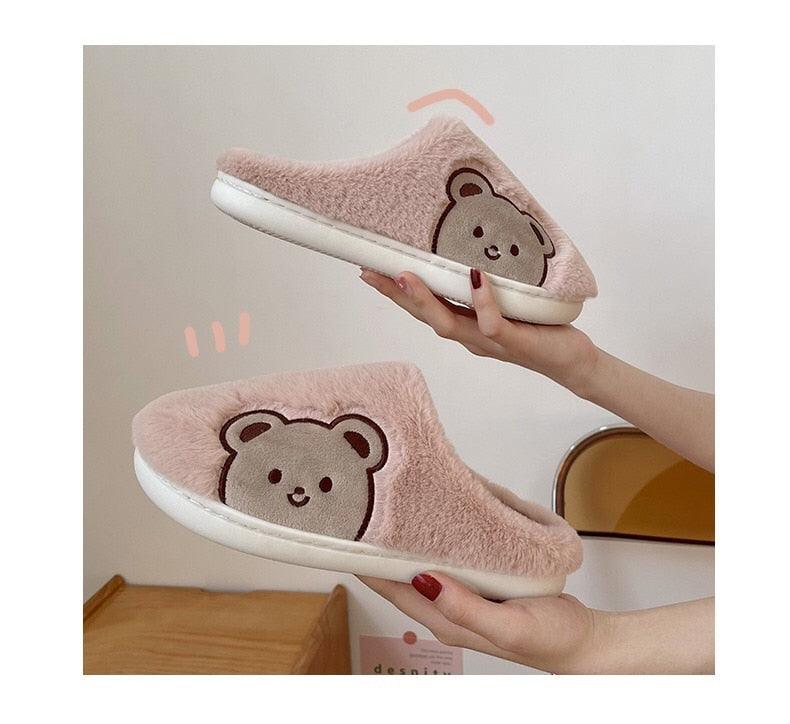 Bonitas pantuflas de piel de oso para mujer 