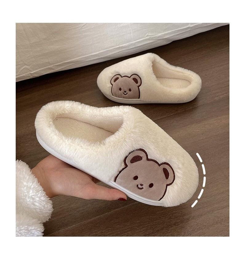Bonitas pantuflas de piel de oso para mujer 