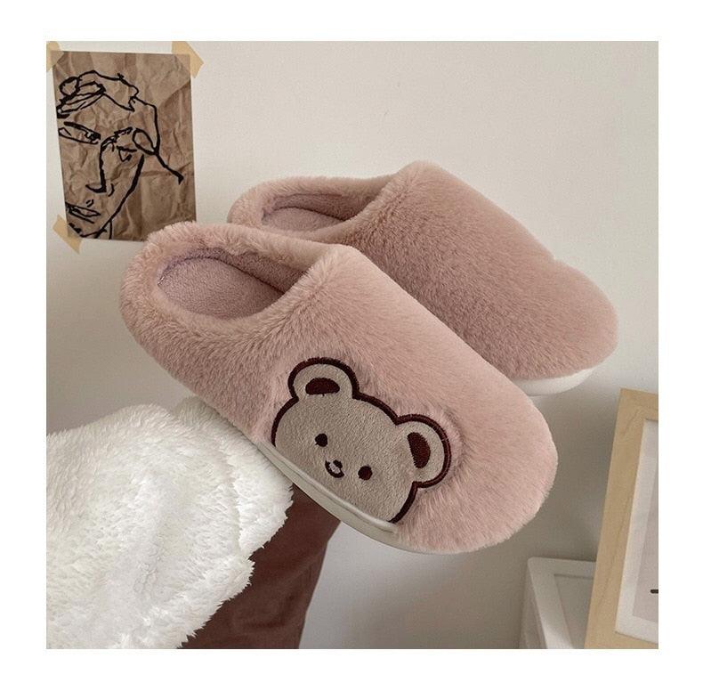 Bonitas pantuflas de piel de oso para mujer 