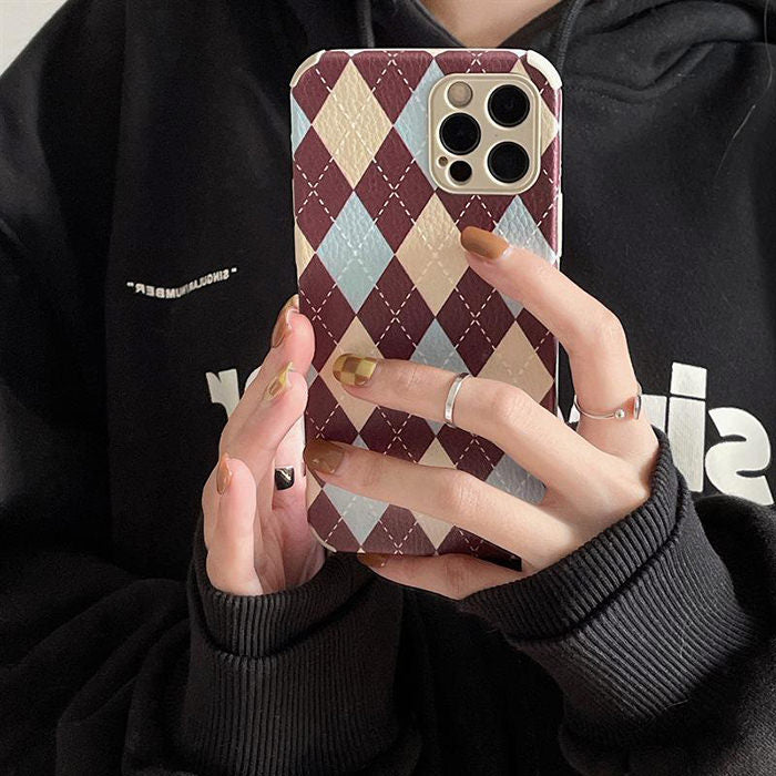 Funda para iPhone con estampado de rombos