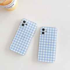 Funda para iPhone con cuadros azul bebé