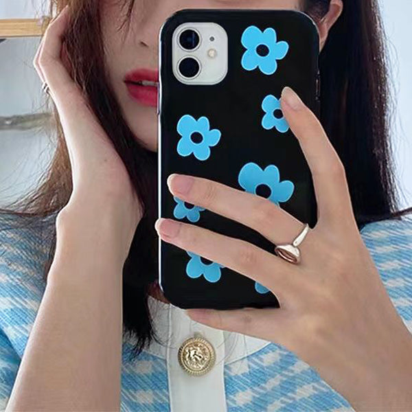 Funda para iPhone con flores azules