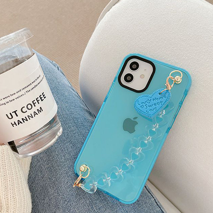 Funda para iPhone con cadena de corazón azul