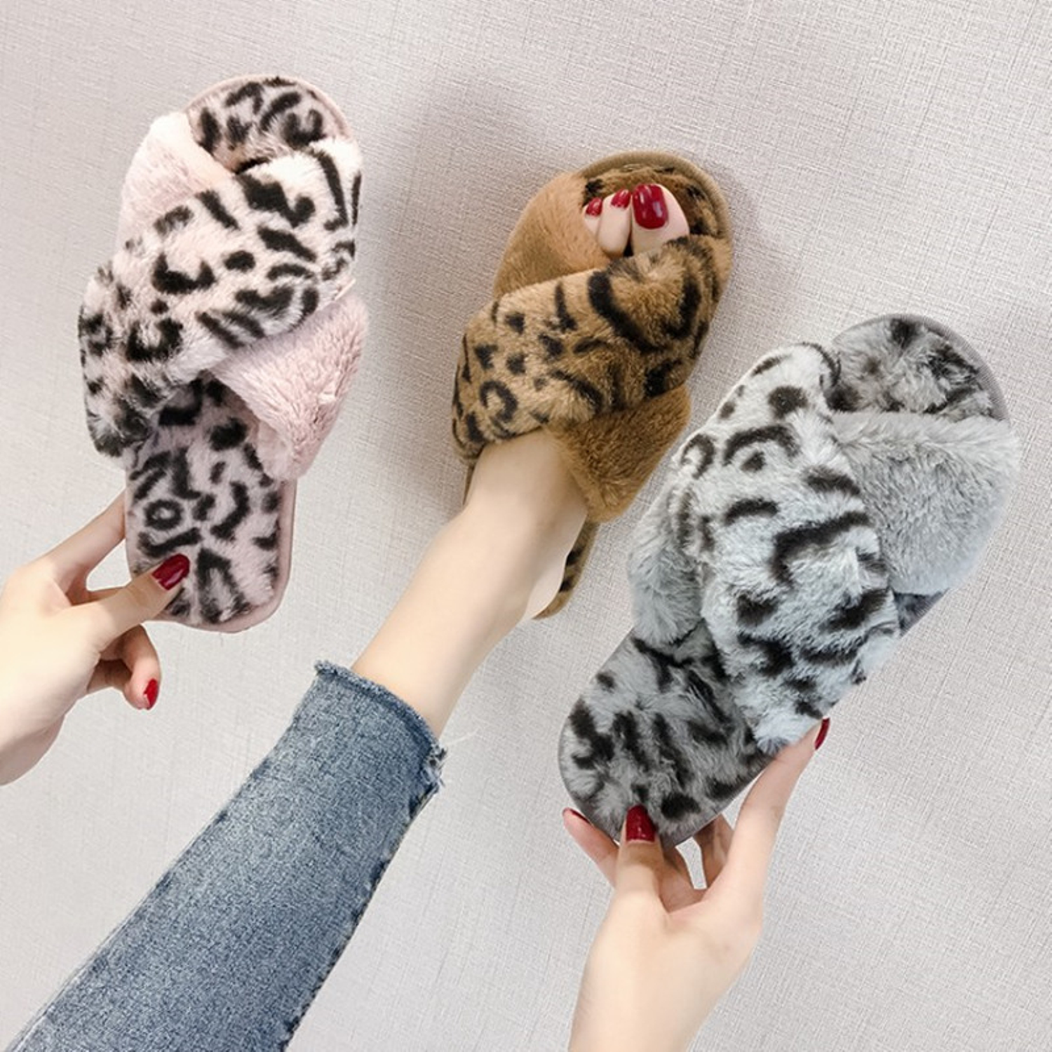 Warm Faux Fur Leopard Home Slippers