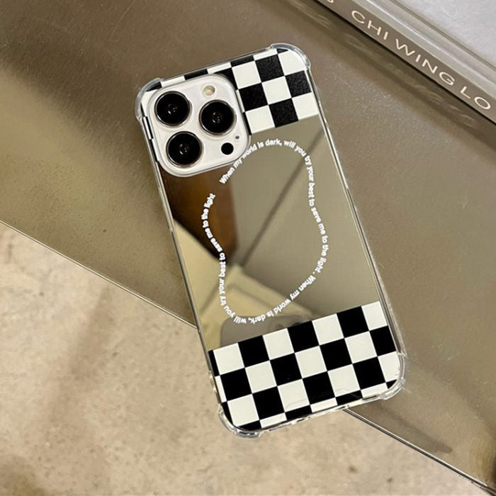 Funda para iPhone con espejo y diseño de tablero de ajedrez 