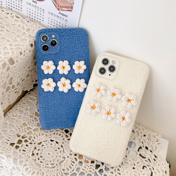 Funda para iPhone con diseño de margaritas y osito de peluche