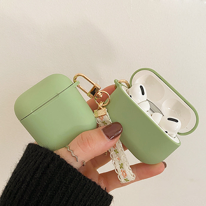 Estuche verde con diseño en cadena para AirPods 