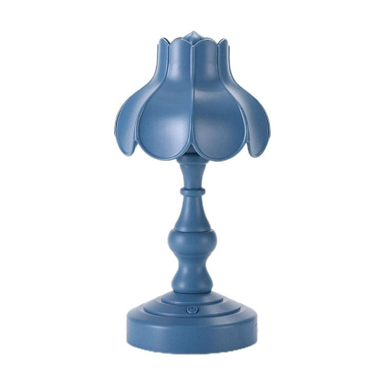 Danish Pastel Lotus Desk Lamp