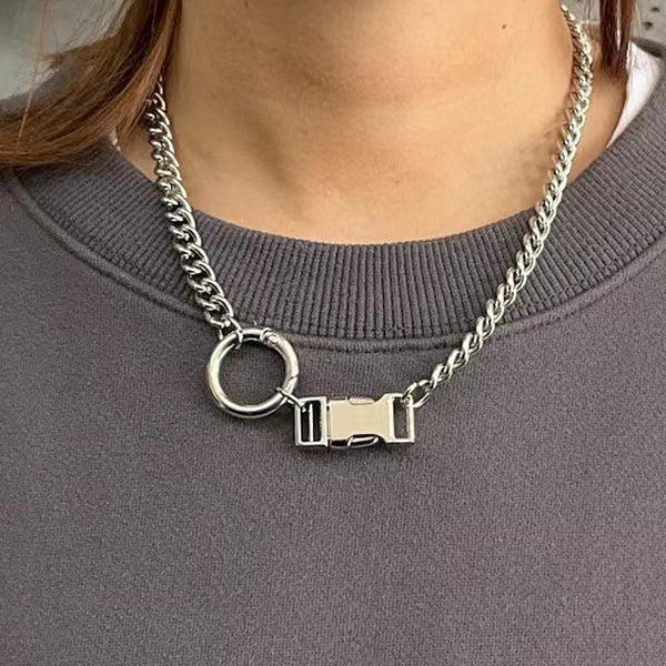 Collar con candado estético de E-girl