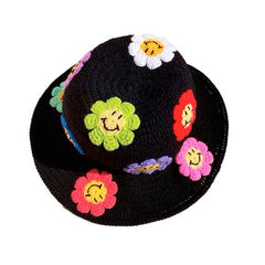 Sombrero de pescador de crochet con flores