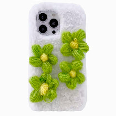 Funda para iPhone con flores de crochet